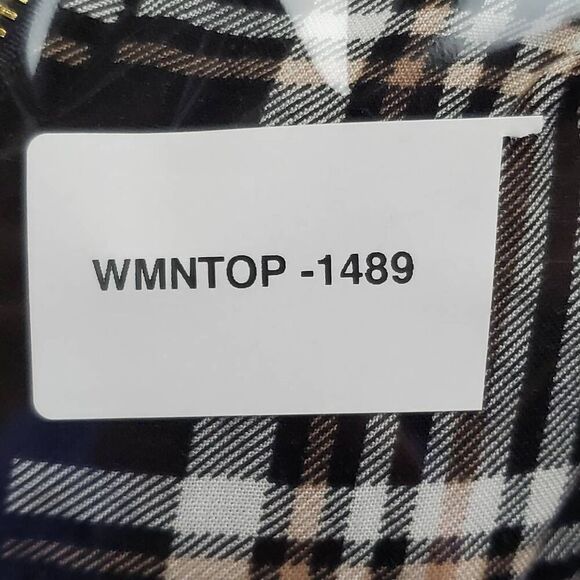 Miss Lili 3x Black/White Plaid Top - Picture 8 of 8